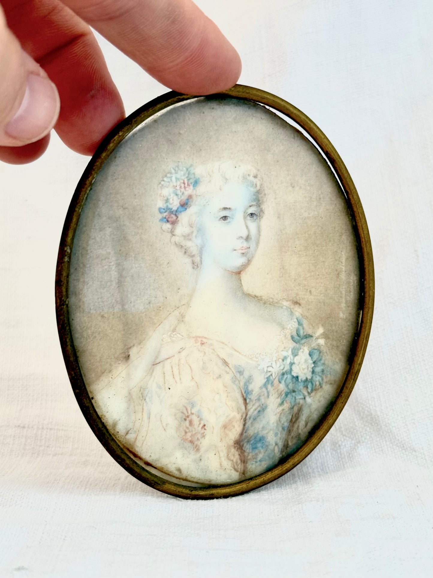 .1880s .1900s antique hand painted miniature dame Victorian era early Edwardian era portrait painting