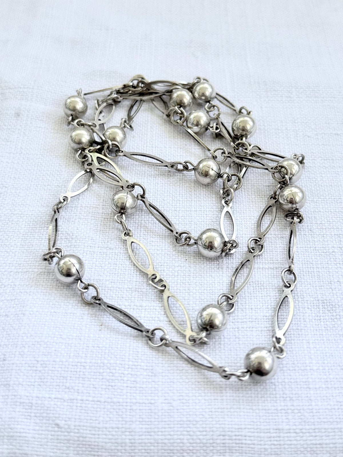 .1960s .1970s .89cm long .925 vintage fancy ball and navette oval form long silver fancy link chain necklace