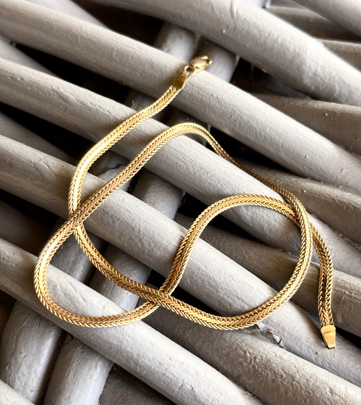 .1980s .1990s .375 .9ct gold classic solid flat snake chain tight link modernist yellow gold classic snake chain necklace