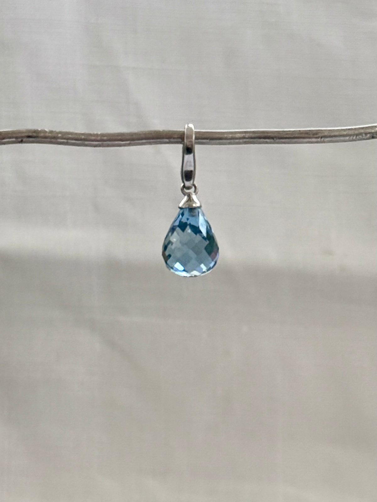 .925 Italian Giorgio Martello of Milano Italy blue teardrop crystal charm faceted briolette aqua blue clip on dangle