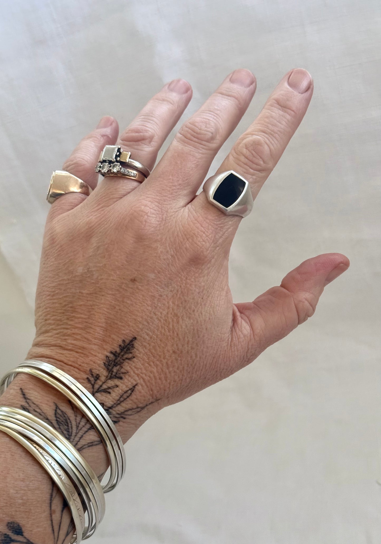 .1970s .925 modernist South African designer Onyx gemstone sterling silver signet seal ring